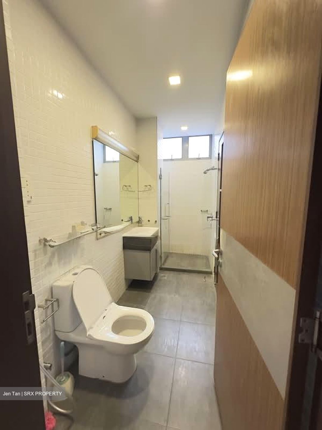 Bedok Road (D16), Terrace #565210761
